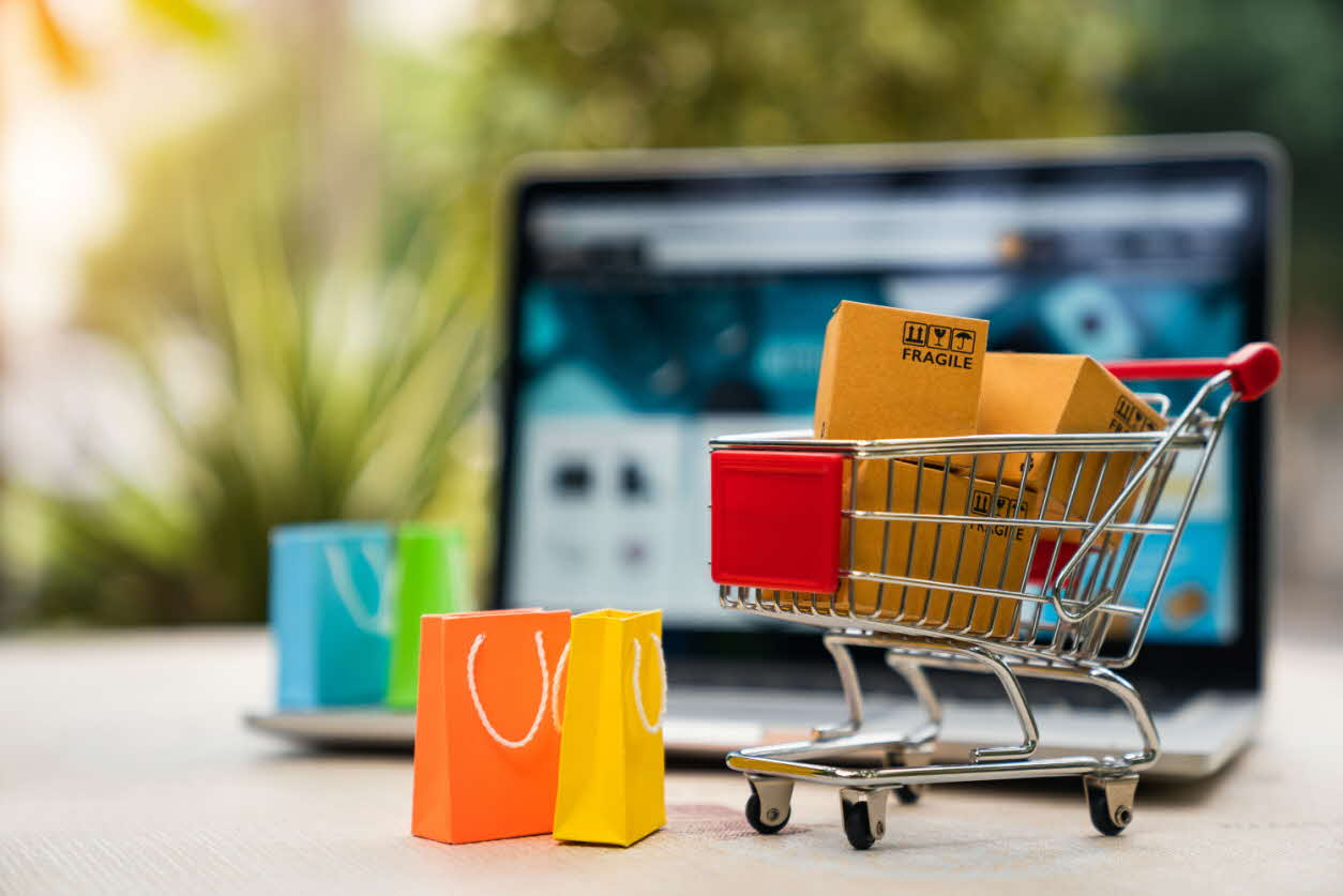 how to open an online shop on ecommerce platforms from scratch?